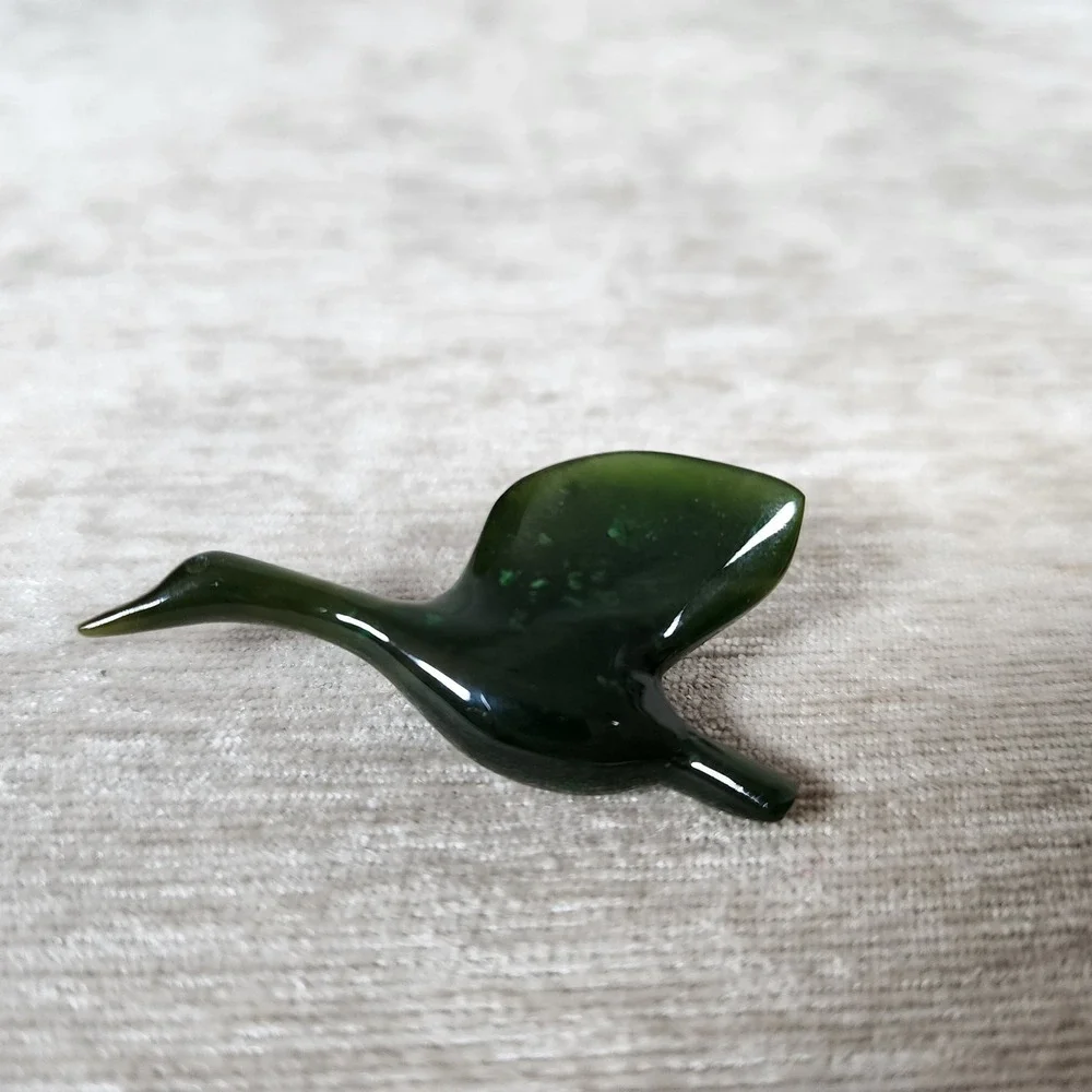 Vintage dark green JADE Flying Goose Duck Pin Brooch